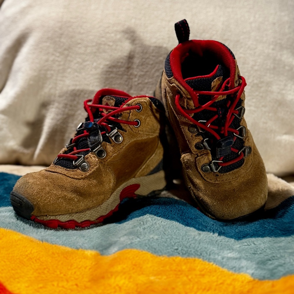 Columbia, toddler hiking boots